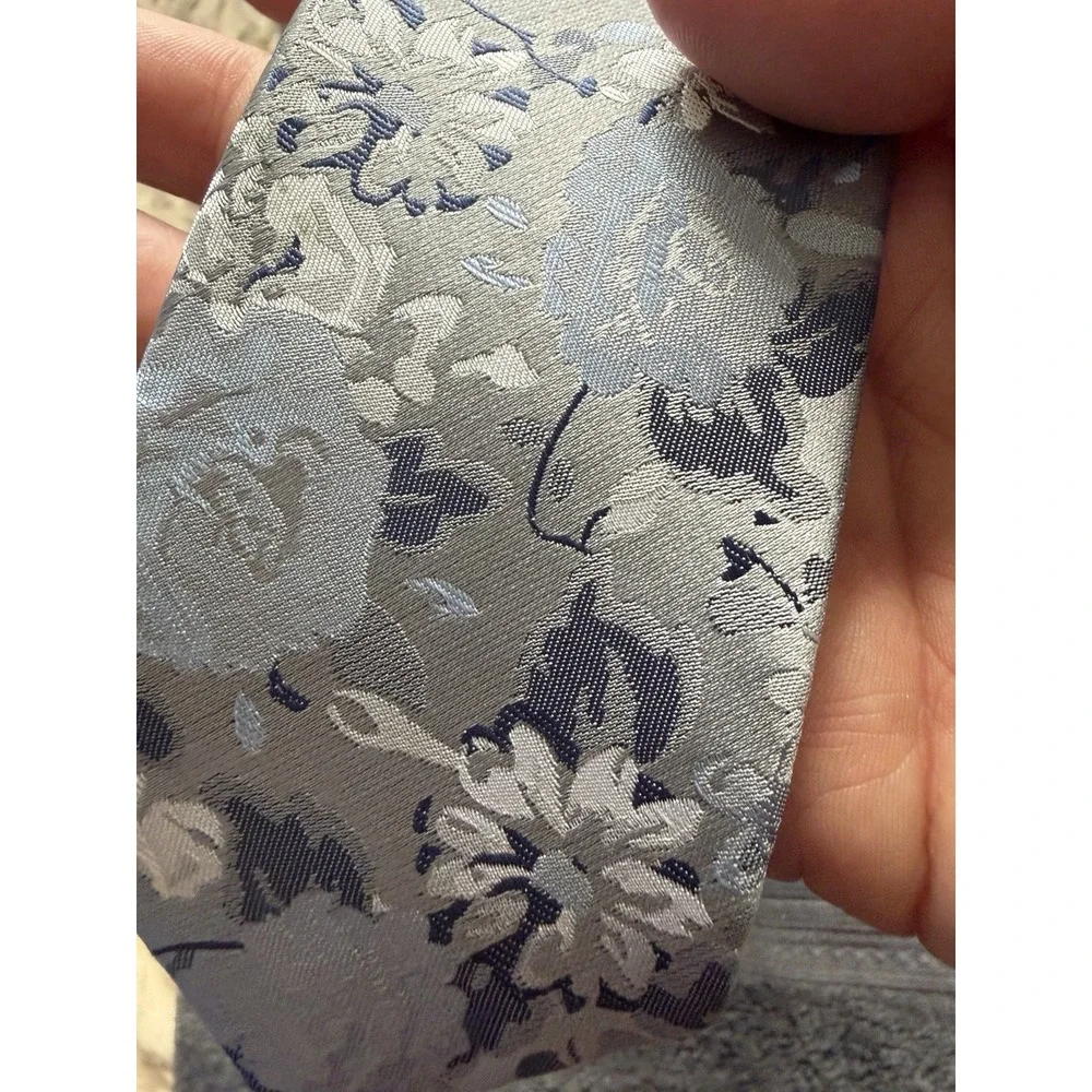 Bespoke brand metallic blue silver floral aop men's neck tie, 2 inch